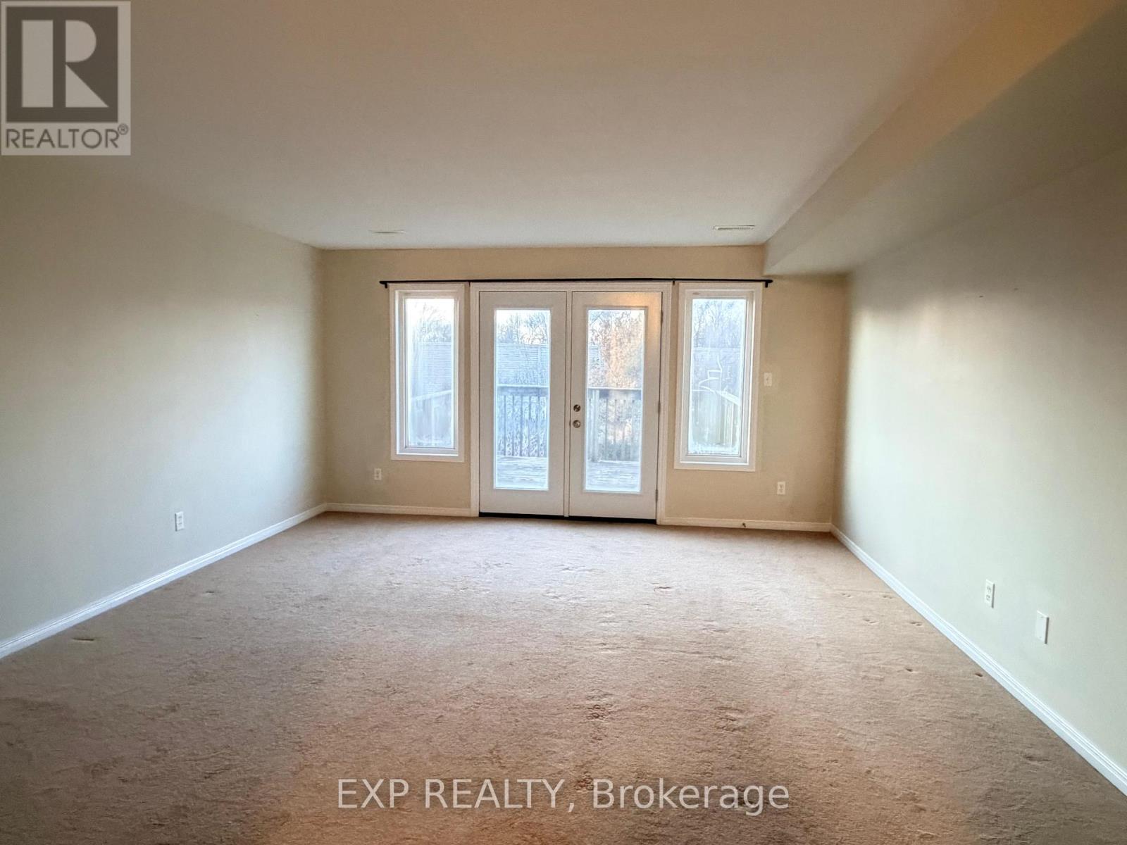 12a - 50 Howe Drive, Kitchener, Ontario  N2E 0A3 - Photo 4 - X12907768