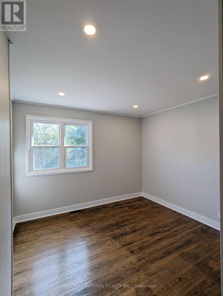 2b Huron Street, Kawartha Lakes, Ontario  K9V 2H2 - Photo 2 - X12907772