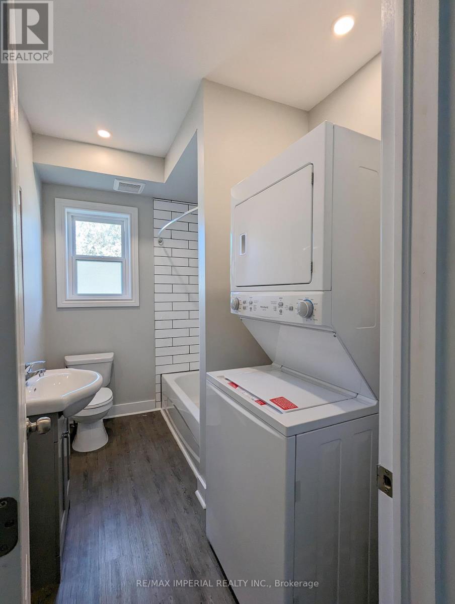 2b Huron Street, Kawartha Lakes, Ontario  K9V 2H2 - Photo 4 - X12907772