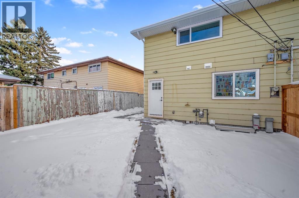 3229 Doverville Crescent SE, Calgary, Alberta  T2B 1T9 - Photo 37 - A2289455