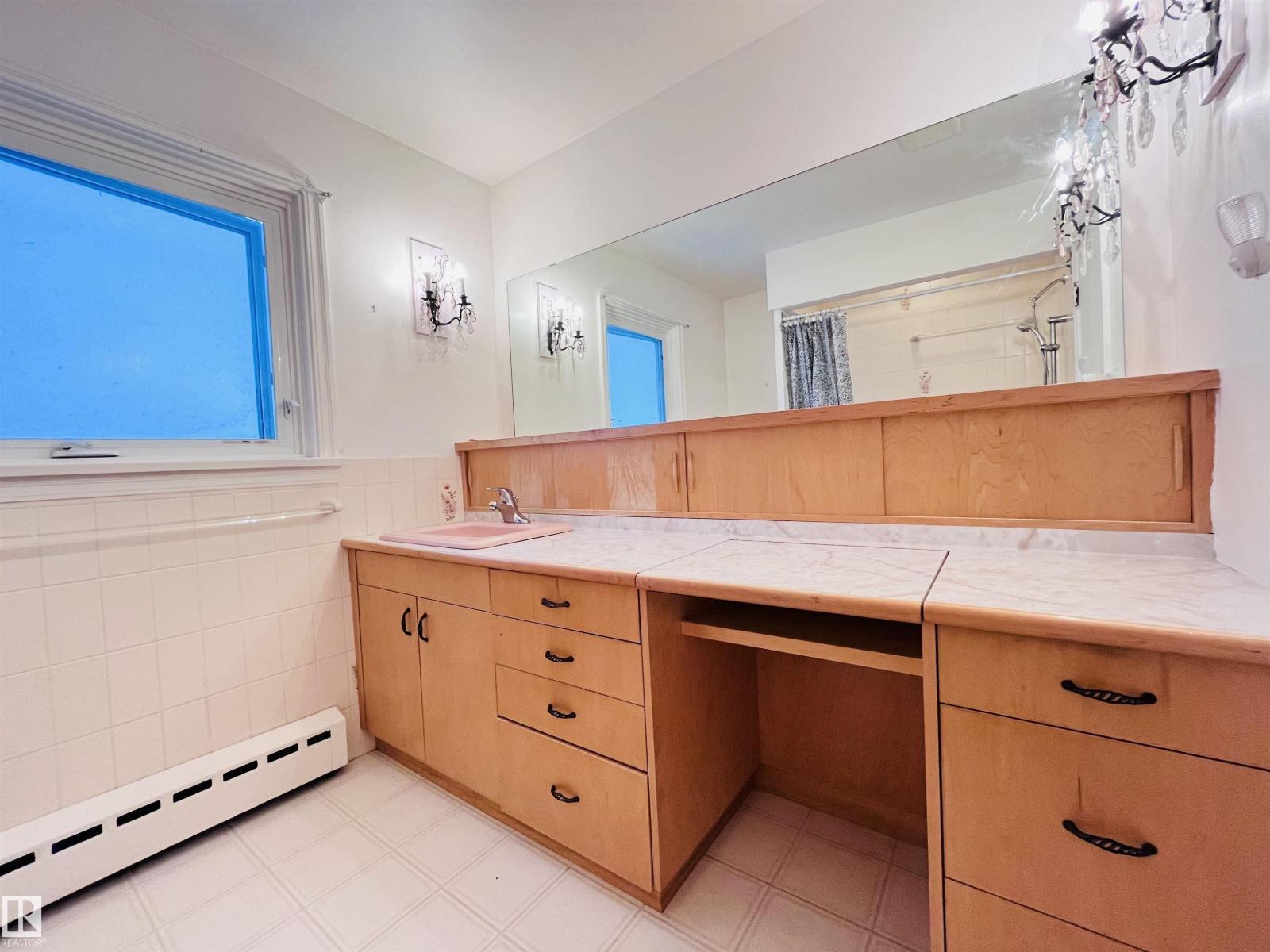 7911 119 St Nw, Edmonton, Alberta  T6G 1W6 - Photo 8 - E4478653