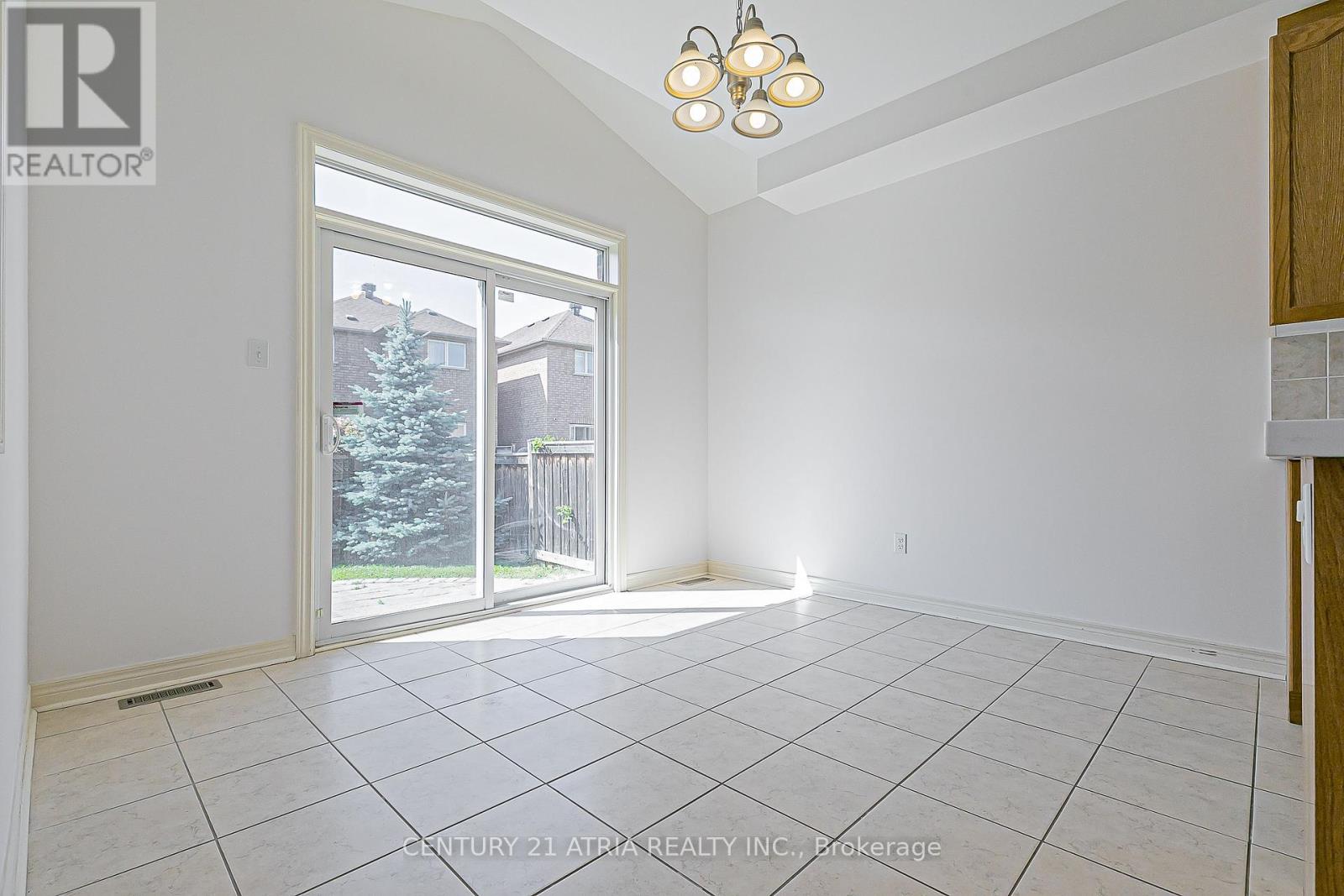 32 Silkgrove Terrace, Markham, Ontario  L6E 1P7 - Photo 19 - N12907788