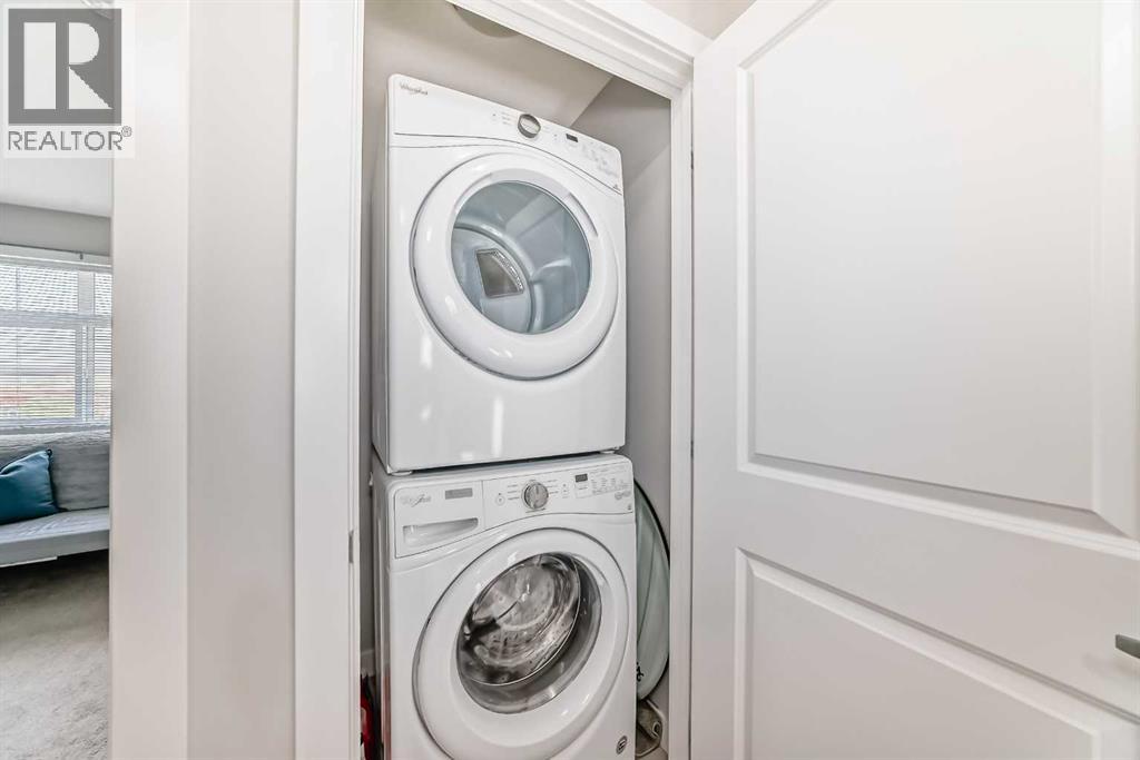 63 Legacy Path SE, Calgary, Alberta  T2X 4H9 - Photo 32 - A2280200