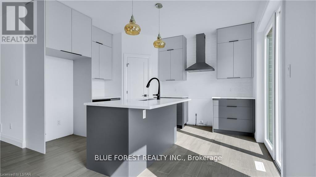 29 Poole Crescent, Middlesex Centre, Ontario  N0L 1R0 - Photo 14 - X12907810