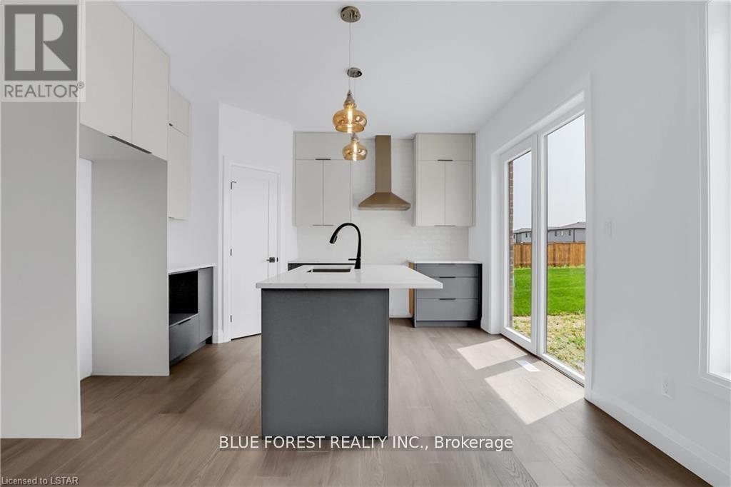 29 Poole Crescent, Middlesex Centre, Ontario  N0L 1R0 - Photo 15 - X12907810