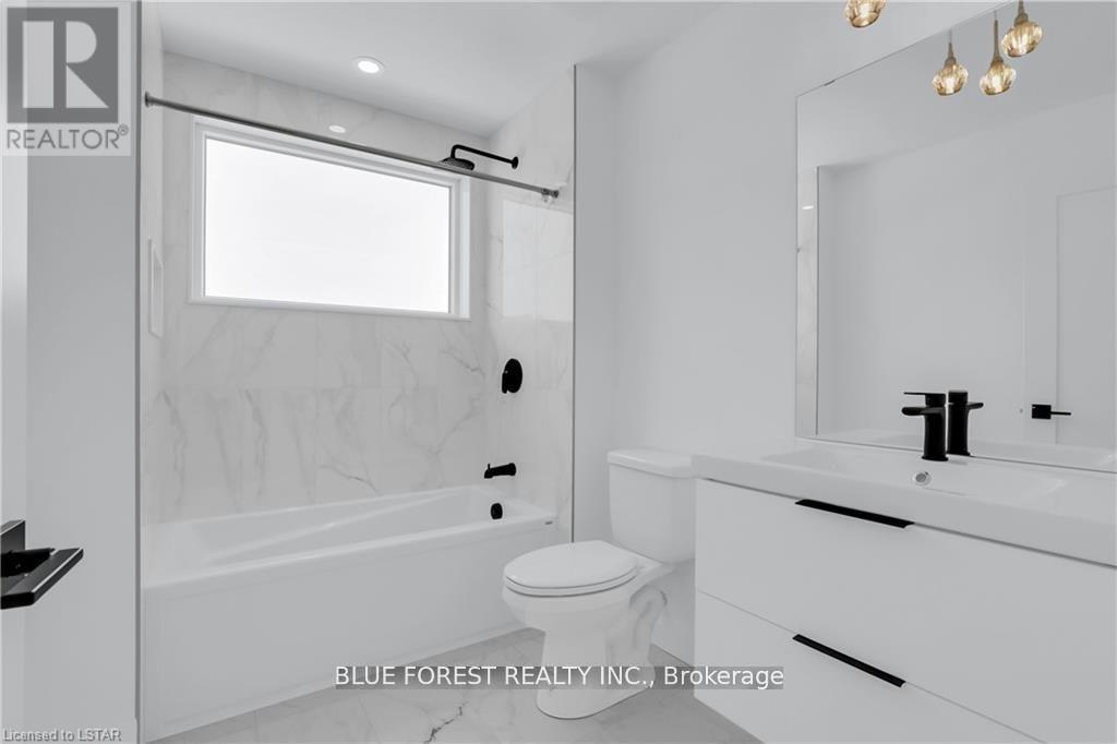 29 Poole Crescent, Middlesex Centre, Ontario  N0L 1R0 - Photo 23 - X12907810