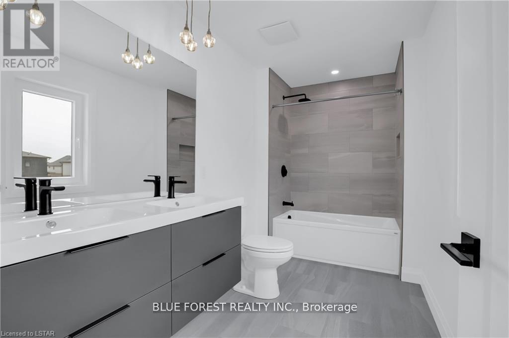 29 Poole Crescent, Middlesex Centre, Ontario  N0L 1R0 - Photo 27 - X12907810