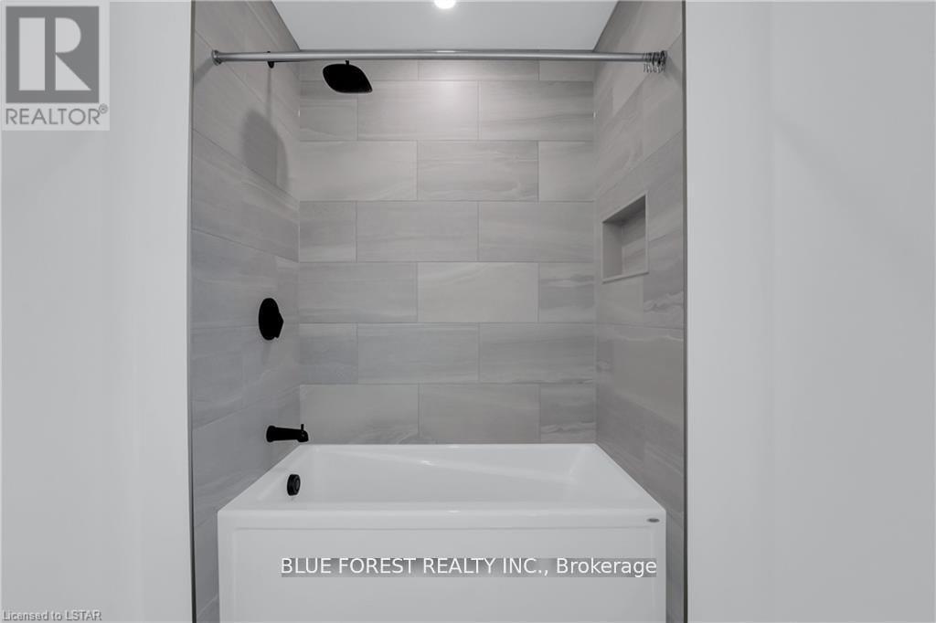 29 Poole Crescent, Middlesex Centre, Ontario  N0L 1R0 - Photo 29 - X12907810