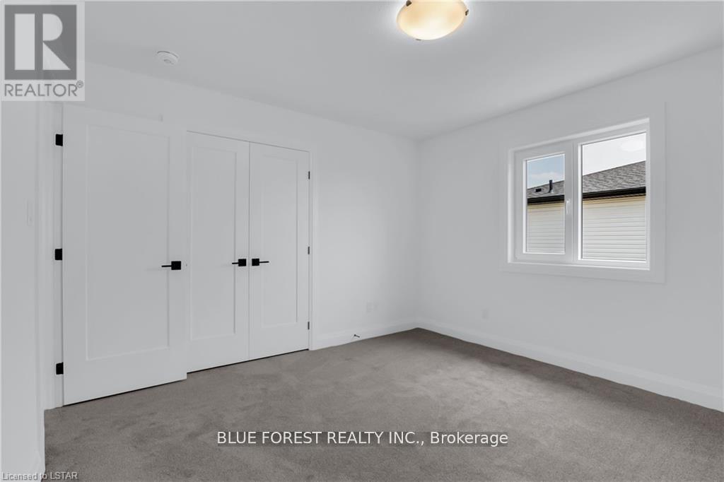 29 Poole Crescent, Middlesex Centre, Ontario  N0L 1R0 - Photo 33 - X12907810