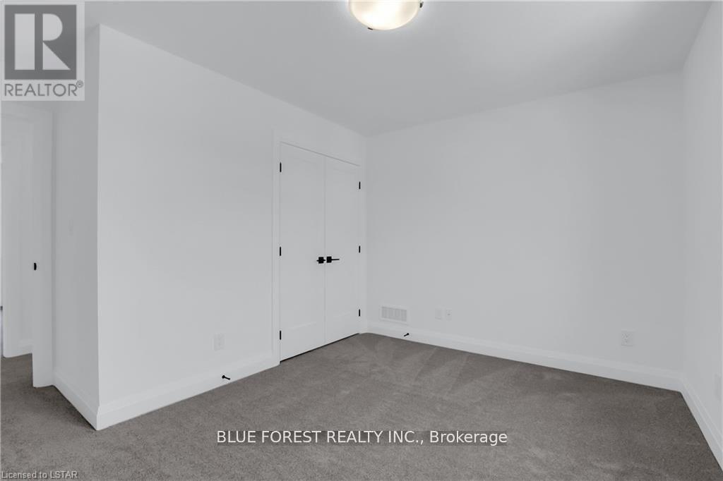 29 Poole Crescent, Middlesex Centre, Ontario  N0L 1R0 - Photo 38 - X12907810