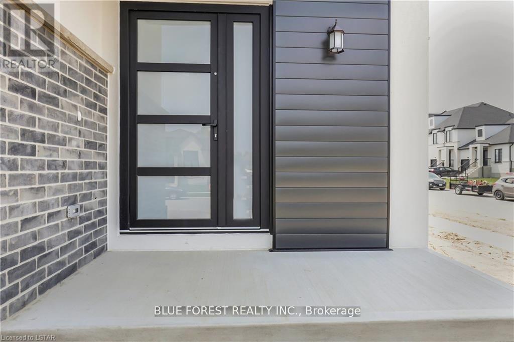 29 Poole Crescent, Middlesex Centre, Ontario  N0L 1R0 - Photo 4 - X12907810