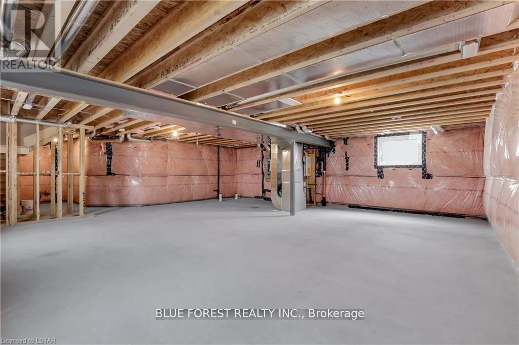 29 Poole Crescent, Middlesex Centre, Ontario  N0L 1R0 - Photo 40 - X12907810