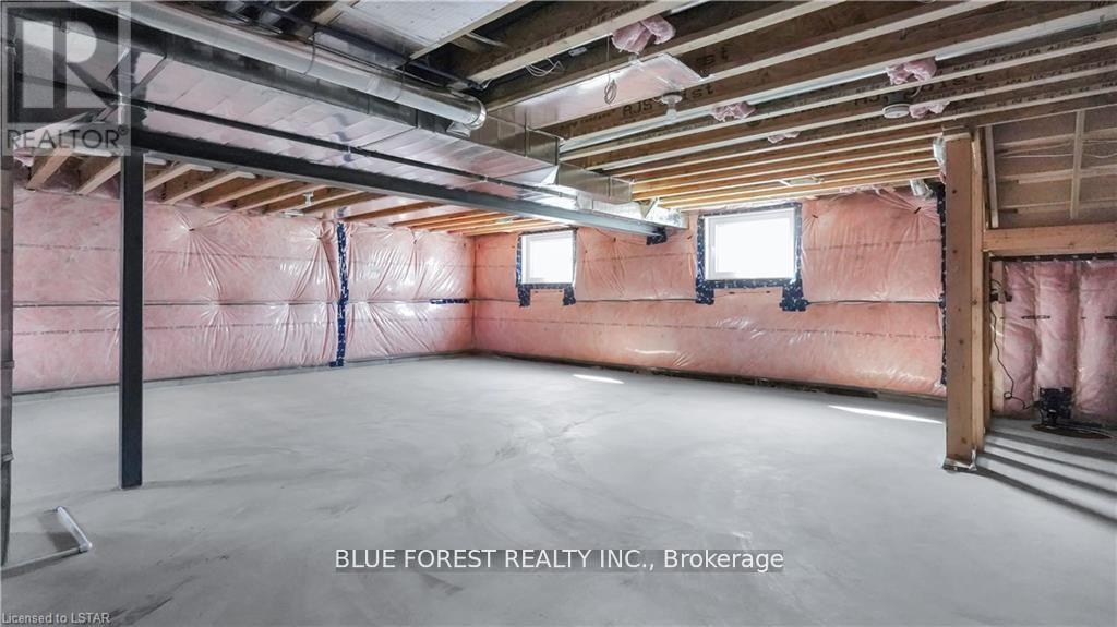 29 Poole Crescent, Middlesex Centre, Ontario  N0L 1R0 - Photo 41 - X12907810