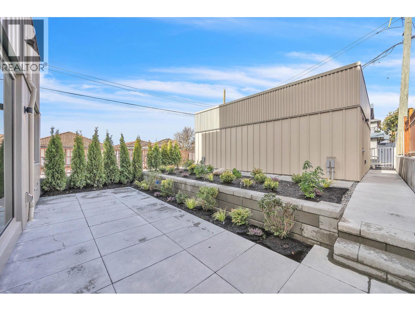 2 2915 E 5th Avenue, Vancouver, British Columbia  V5M 1N6 - Photo 10 - R3101017