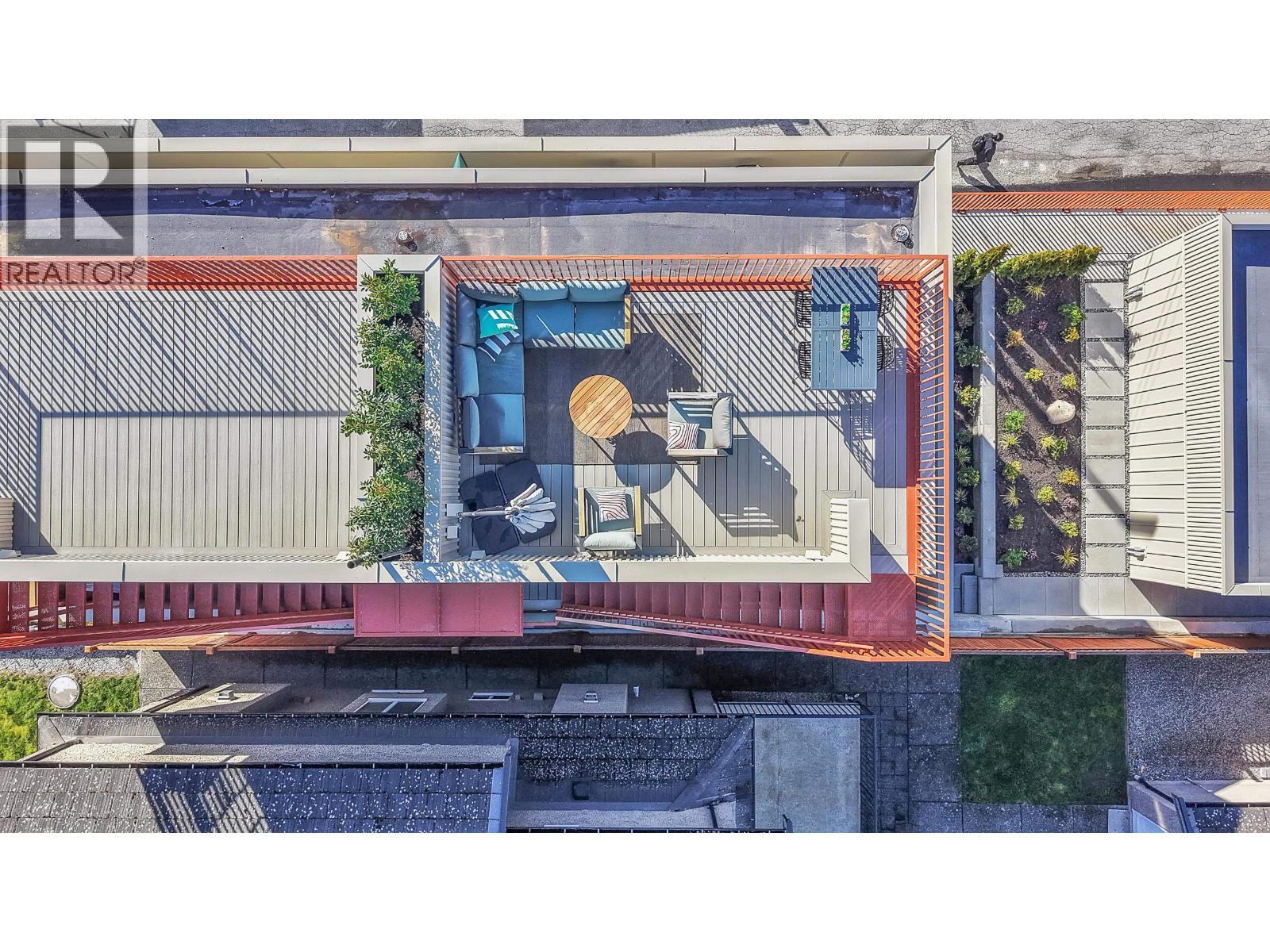 2 2915 E 5th Avenue, Vancouver, British Columbia  V5M 1N6 - Photo 36 - R3101017