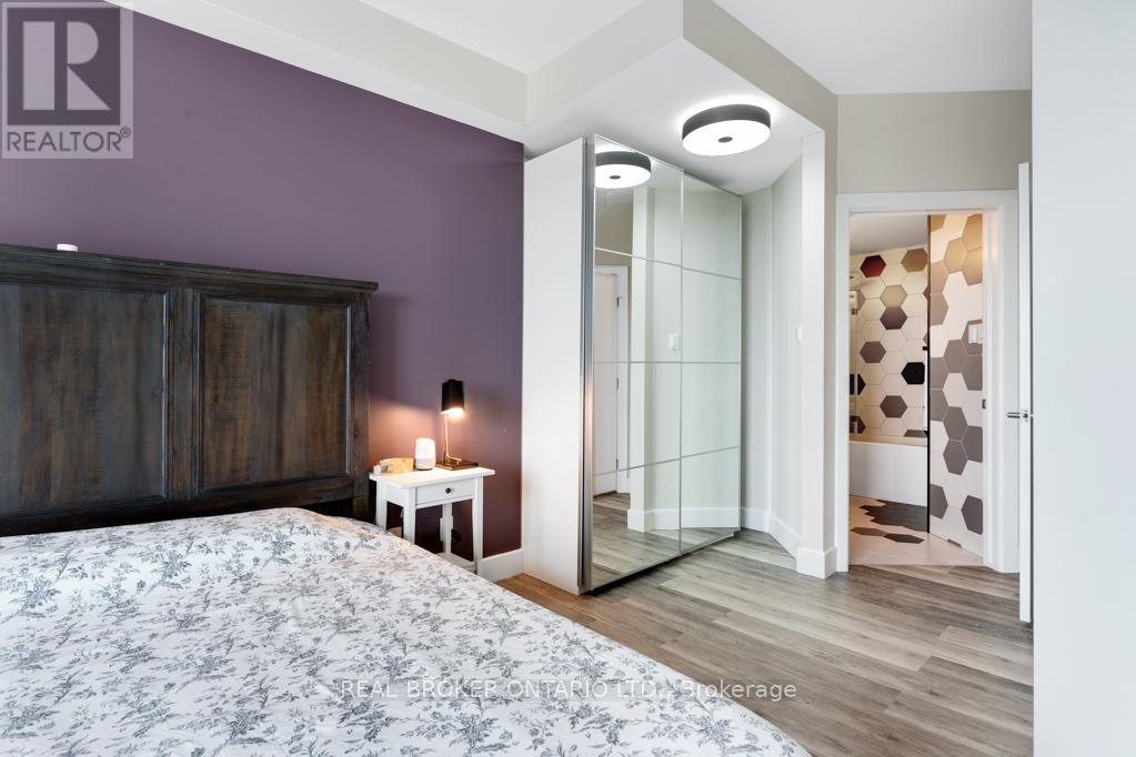 2208 - 200 Rideau Street, Ottawa, Ontario  K1N 5Y1 - Photo 17 - X12907804