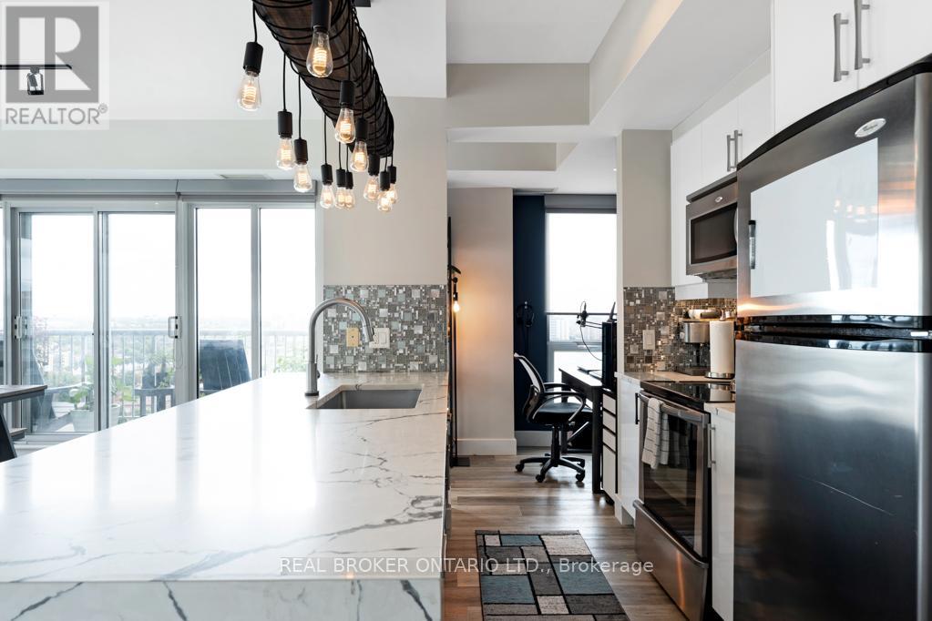 2208 - 200 Rideau Street, Ottawa, Ontario  K1N 5Y1 - Photo 4 - X12907804