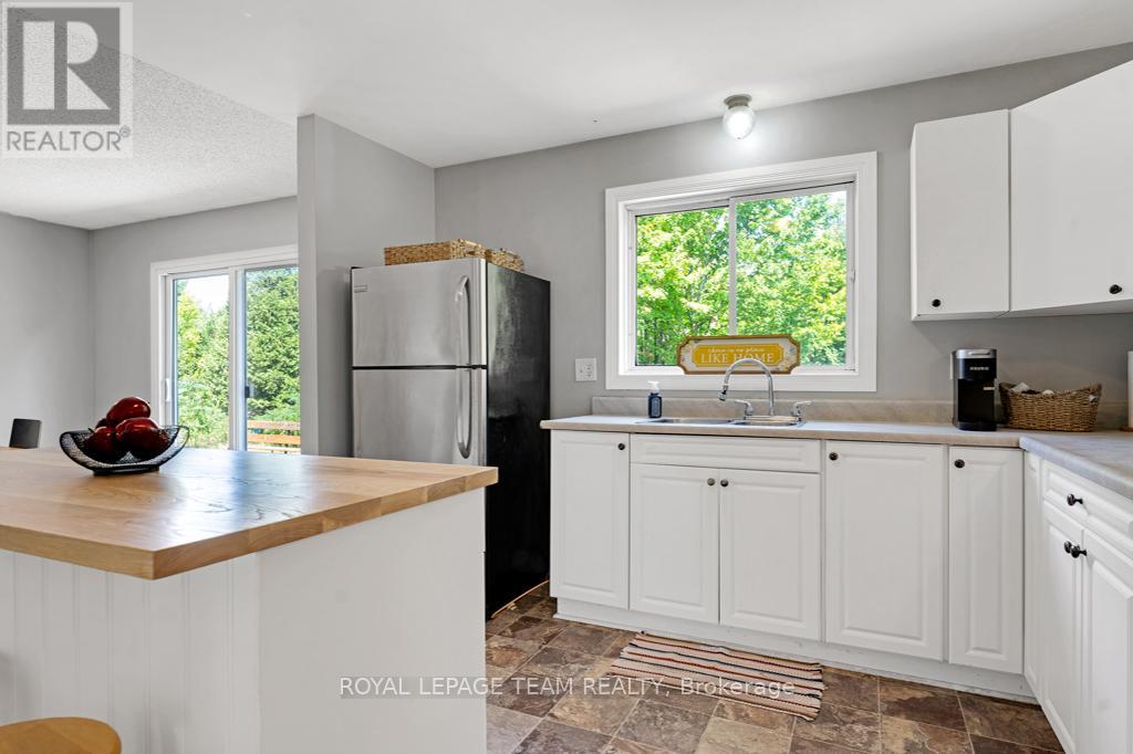8133 County Rd 44 Road, Edwardsburgh/cardinal, Ontario  K0E 1X0 - Photo 16 - X12907818