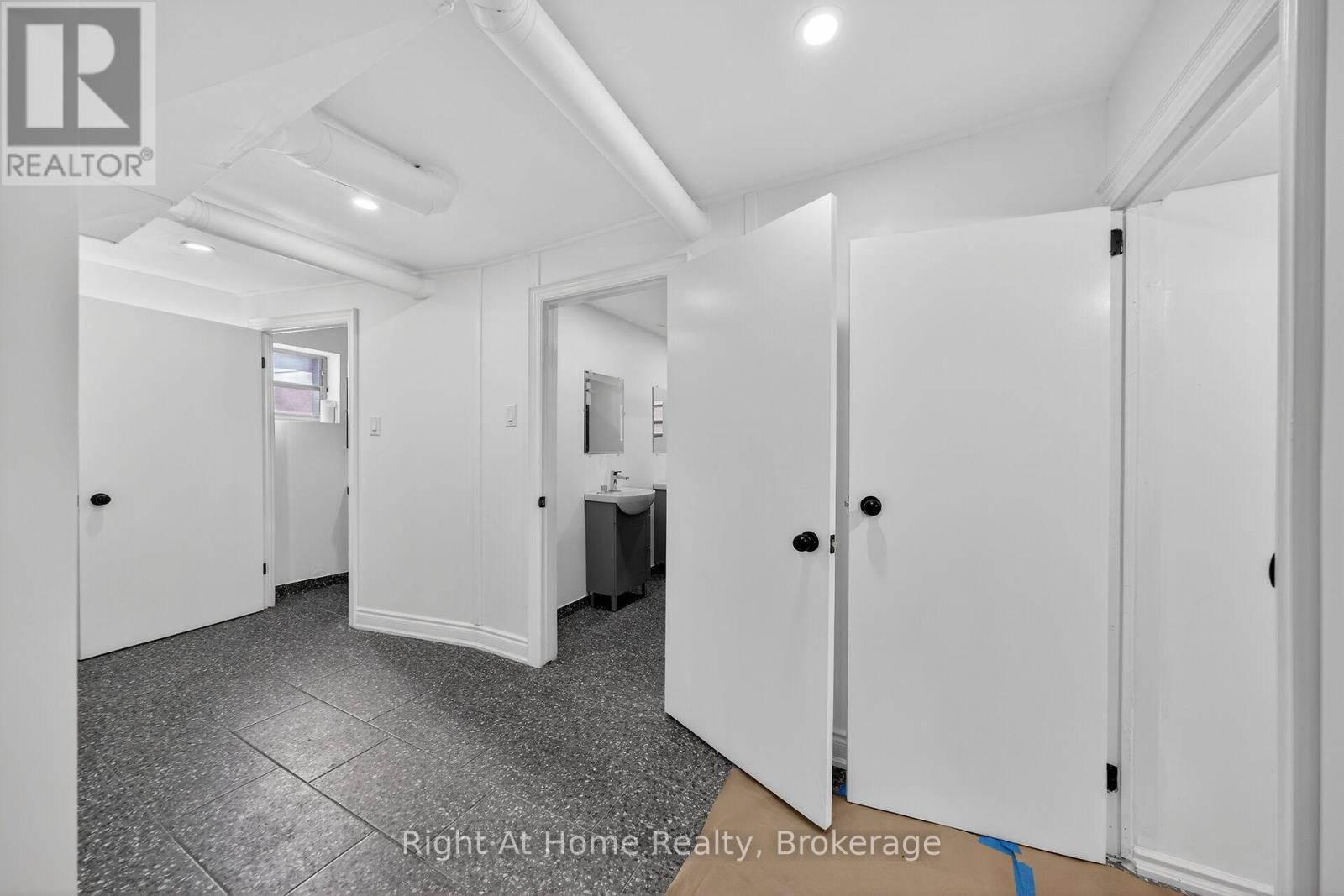 50 Earl Street, Hamilton, Ontario  L8L 6L2 - Photo 25 - X12907798