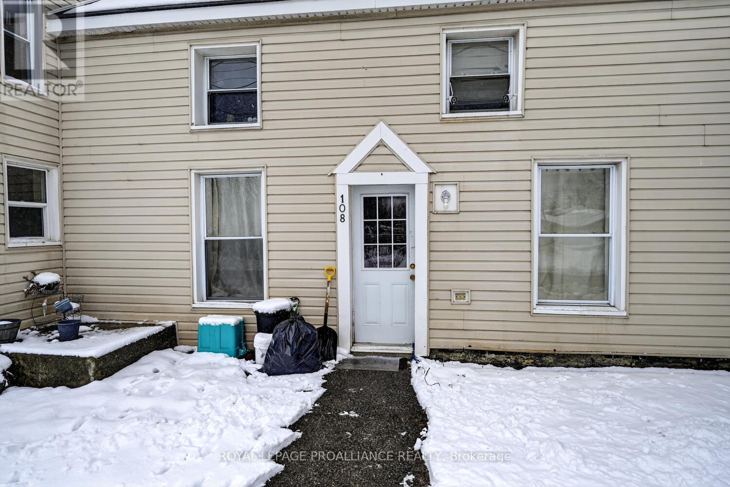 110 Park Street W, Prescott, Ontario  K0E 1T0 - Photo 6 - X12907812