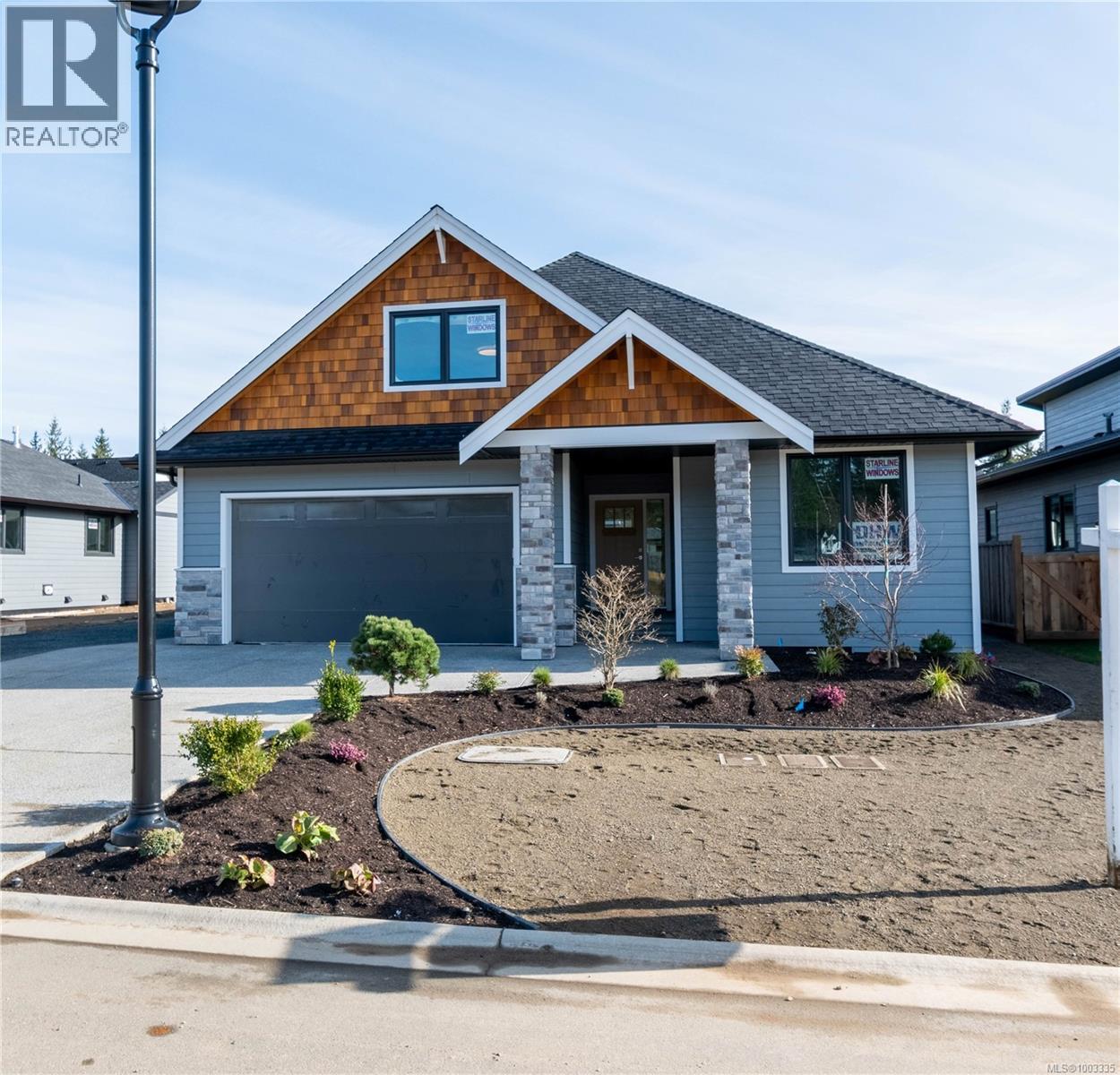 758 Sitka St, Campbell River, British Columbia