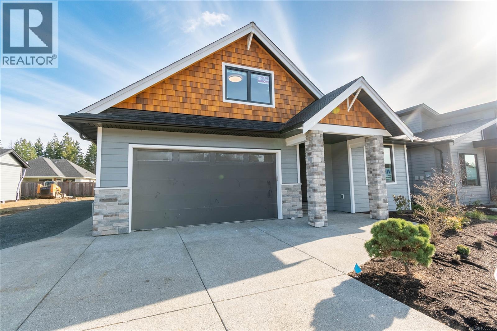 758 Sitka St, Campbell River, British Columbia  V9H 0G4 - Photo 3 - 1003335