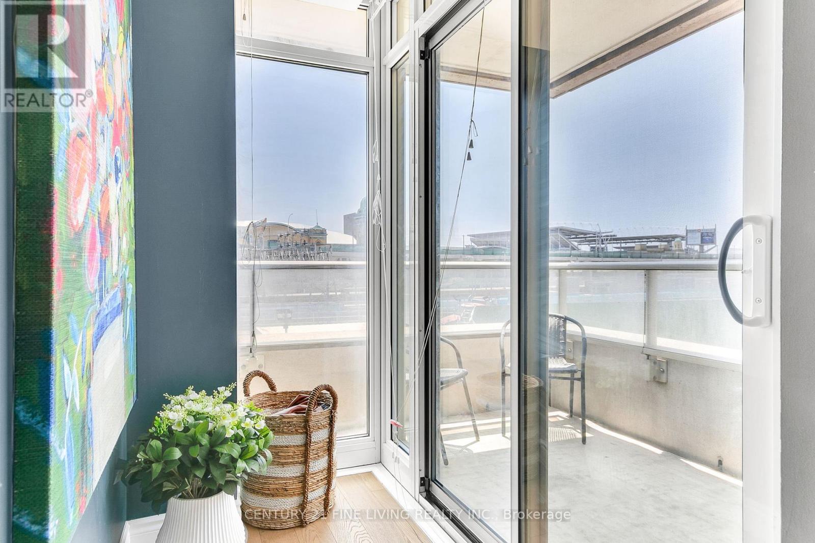 Th22 - 6 Pirandello Street, Toronto, Ontario  M6K 0B1 - Photo 30 - C12907796