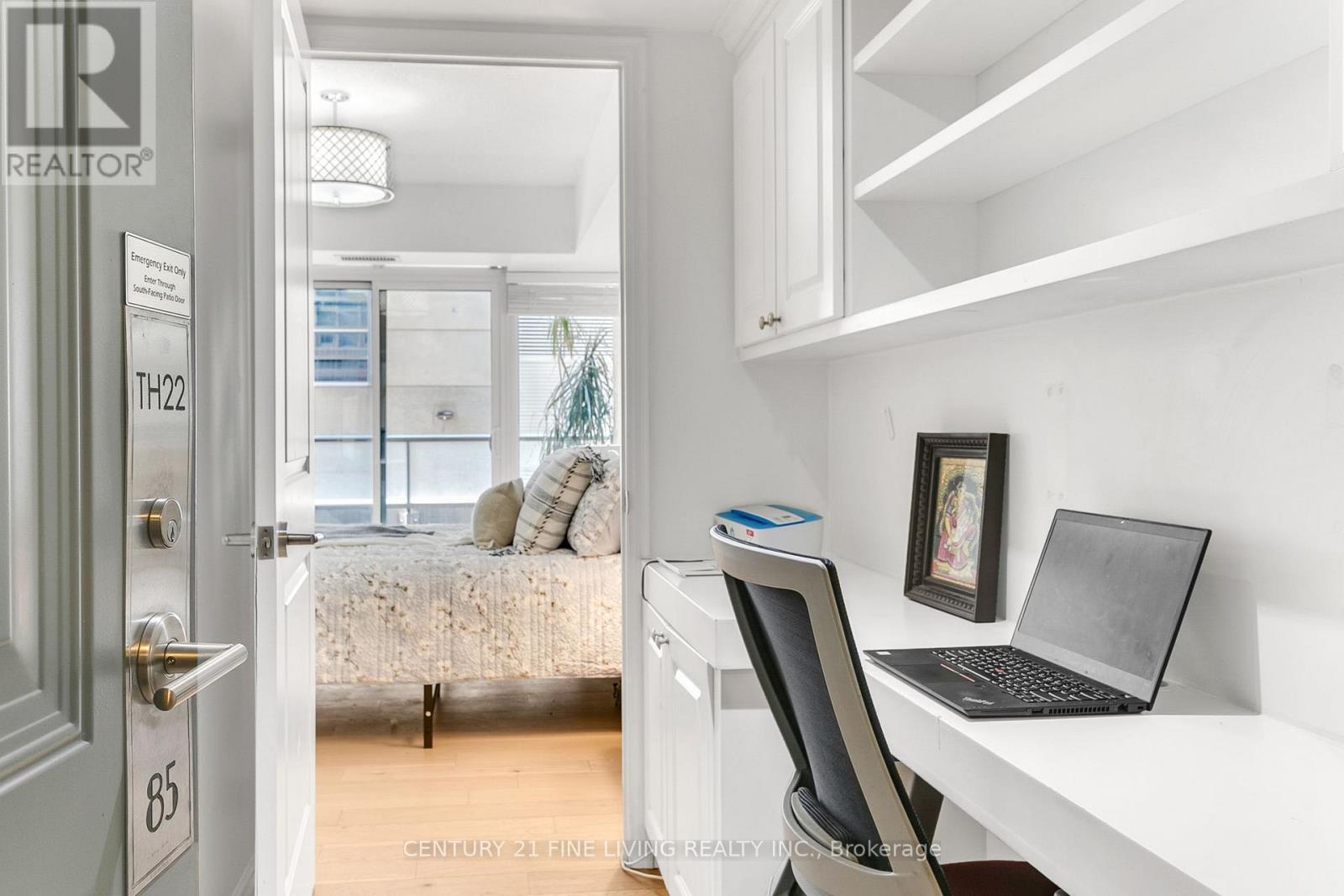 Th22 - 6 Pirandello Street, Toronto, Ontario  M6K 0B1 - Photo 34 - C12907796