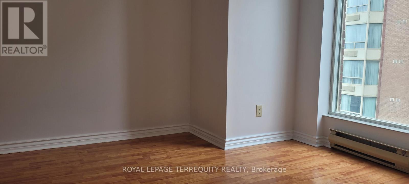 2101 - 55 Centre Avenue, Toronto, Ontario  M5G 2H5 - Photo 3 - C12907808