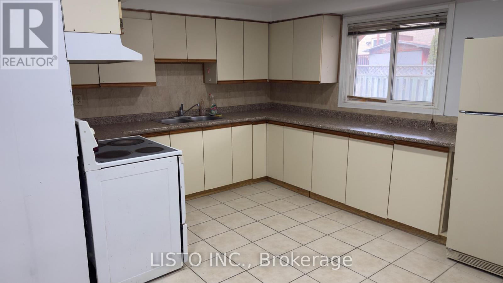 Bsmt - 37 Rotherglen Road N, Ajax, Ontario  L1T 1S8 - Photo 4 - E12907816