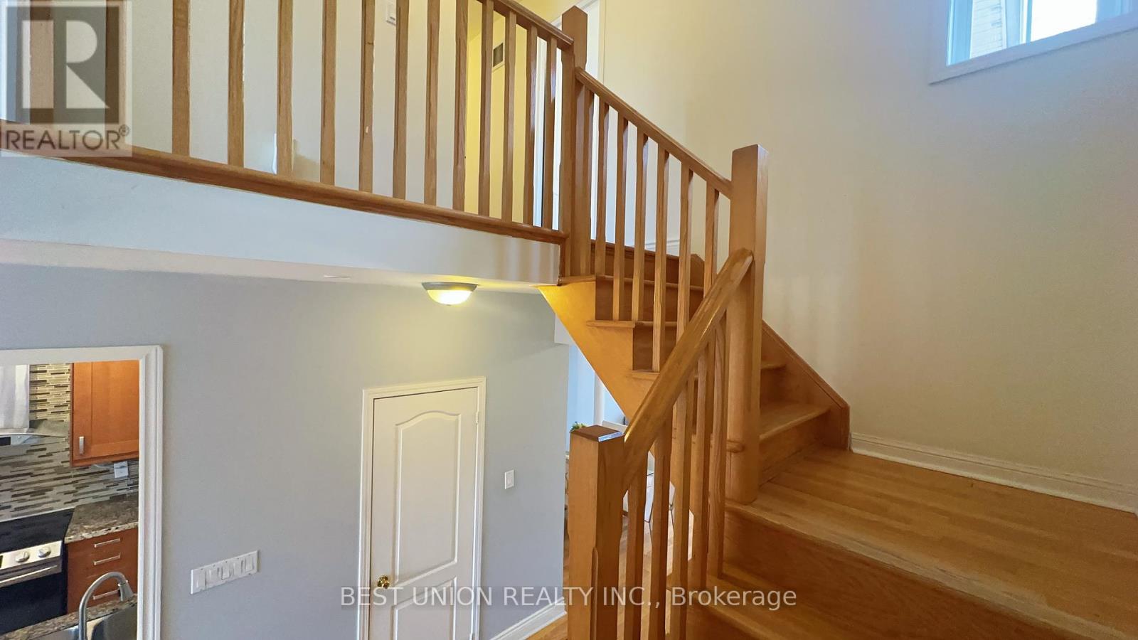 320 Country Glen Road, Markham, Ontario  L6B 1C5 - Photo 17 - N12907794