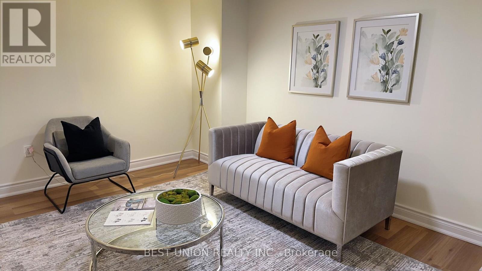 320 Country Glen Road, Markham, Ontario  L6B 1C5 - Photo 19 - N12907794