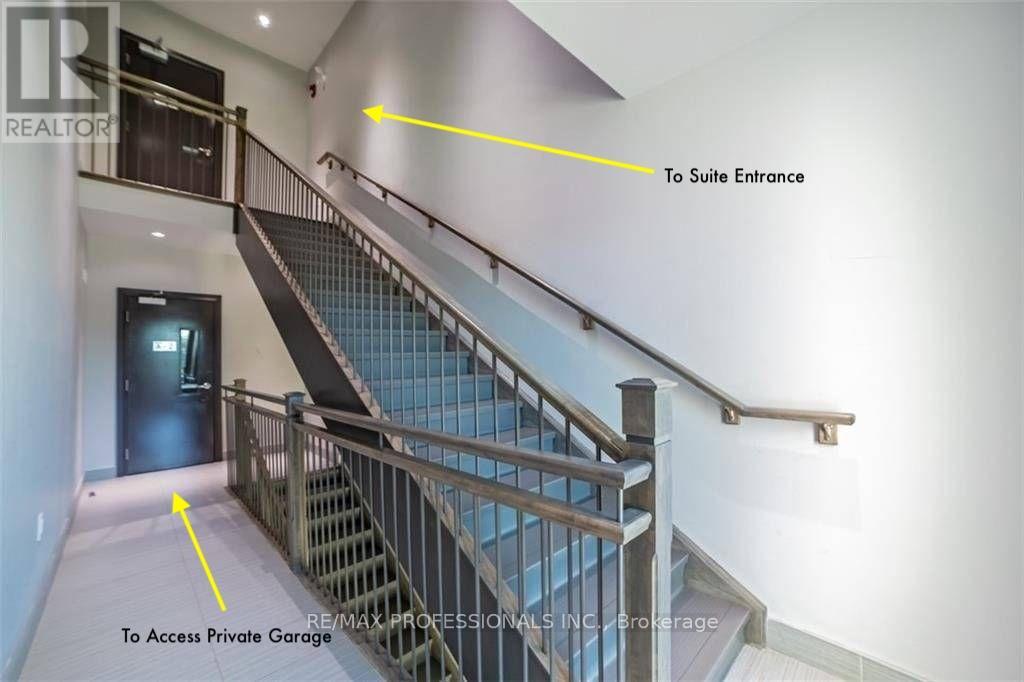 208 - 2393 Bronte Road, Oakville, Ontario  L6M 1P5 - Photo 2 - W12866294