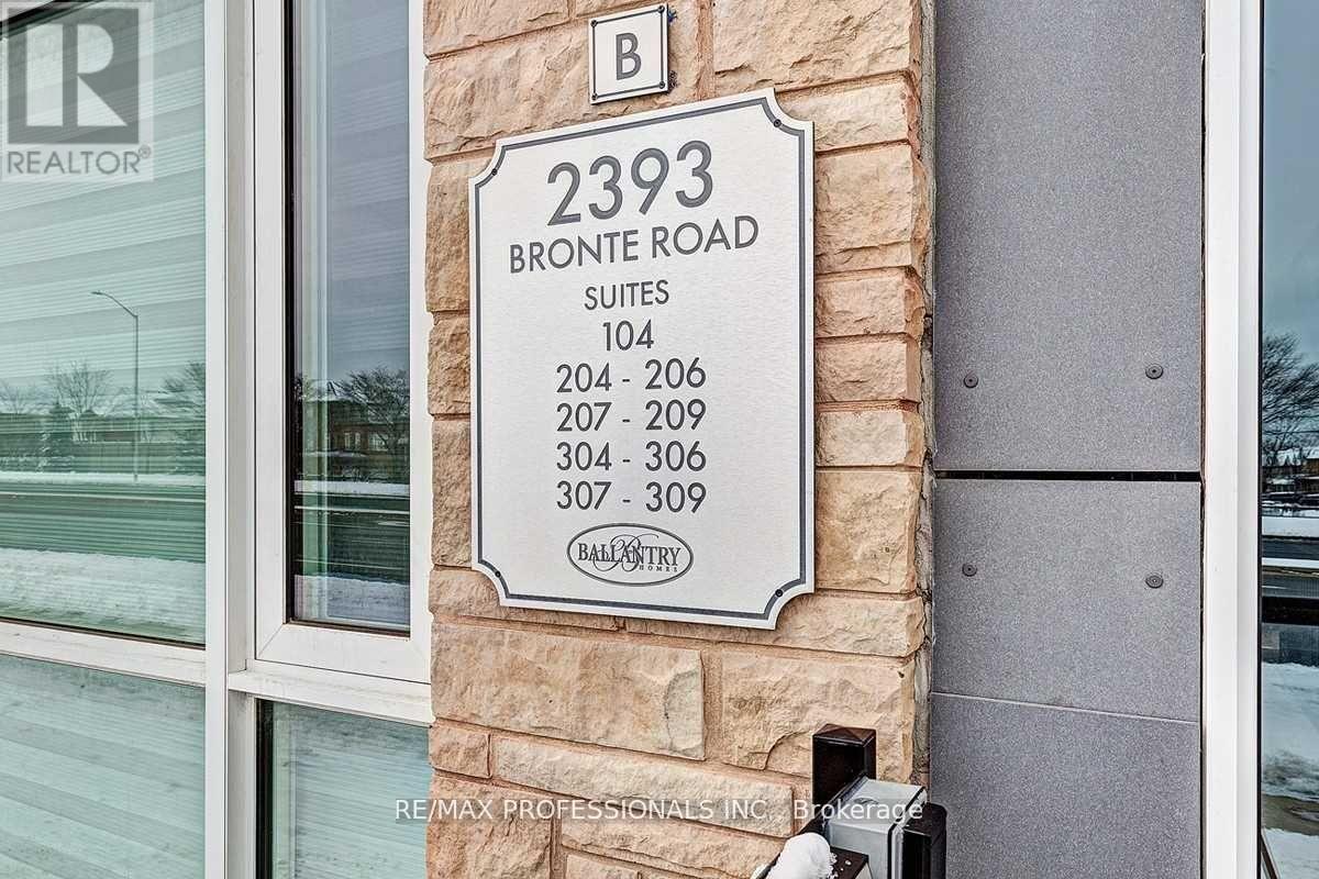 208 - 2393 Bronte Road, Oakville, Ontario  L6M 1P5 - Photo 33 - W12866294