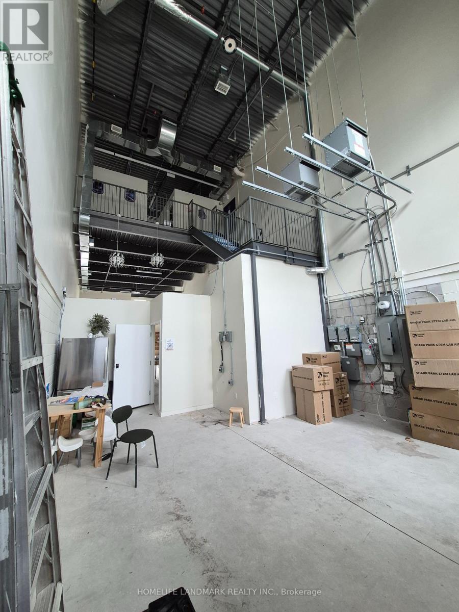 C106 - 5260 Solar Drive, Mississauga, Ontario  L4W 5E1 - Photo 3 - W12907800