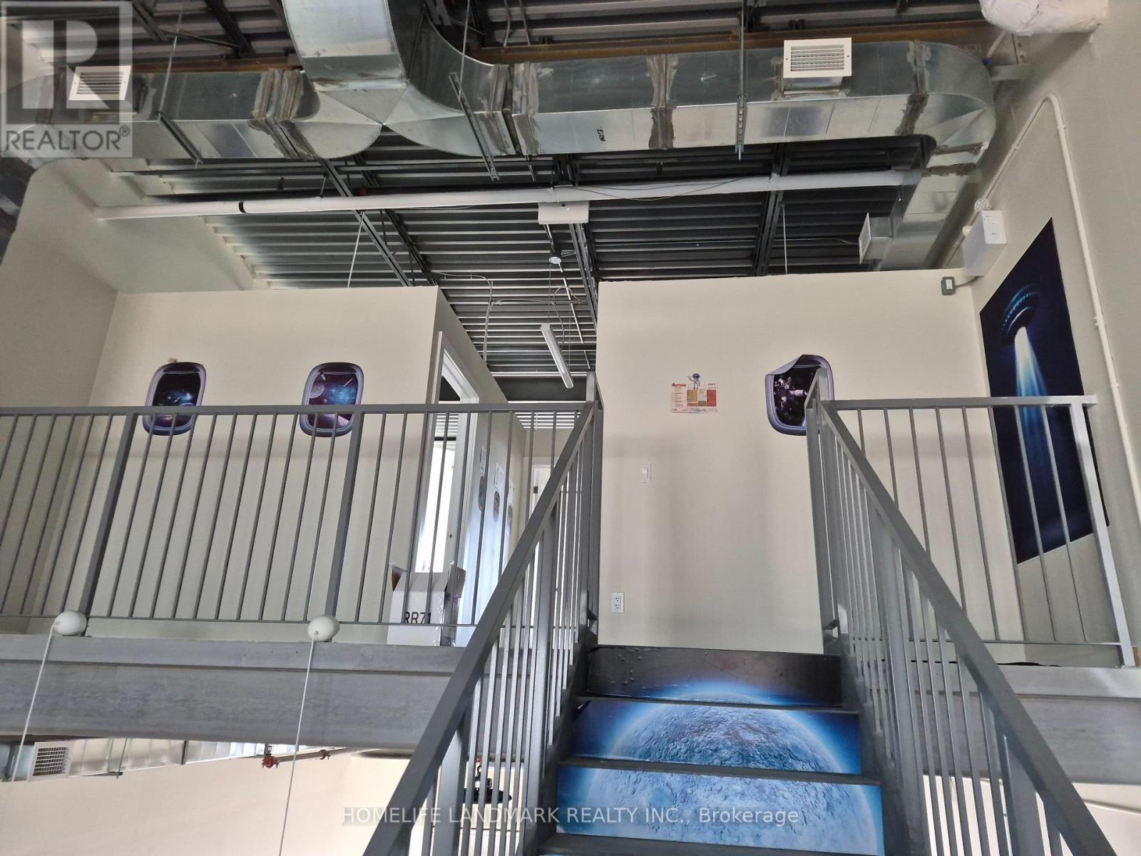 C106 - 5260 Solar Drive, Mississauga, Ontario  L4W 5E1 - Photo 4 - W12907800