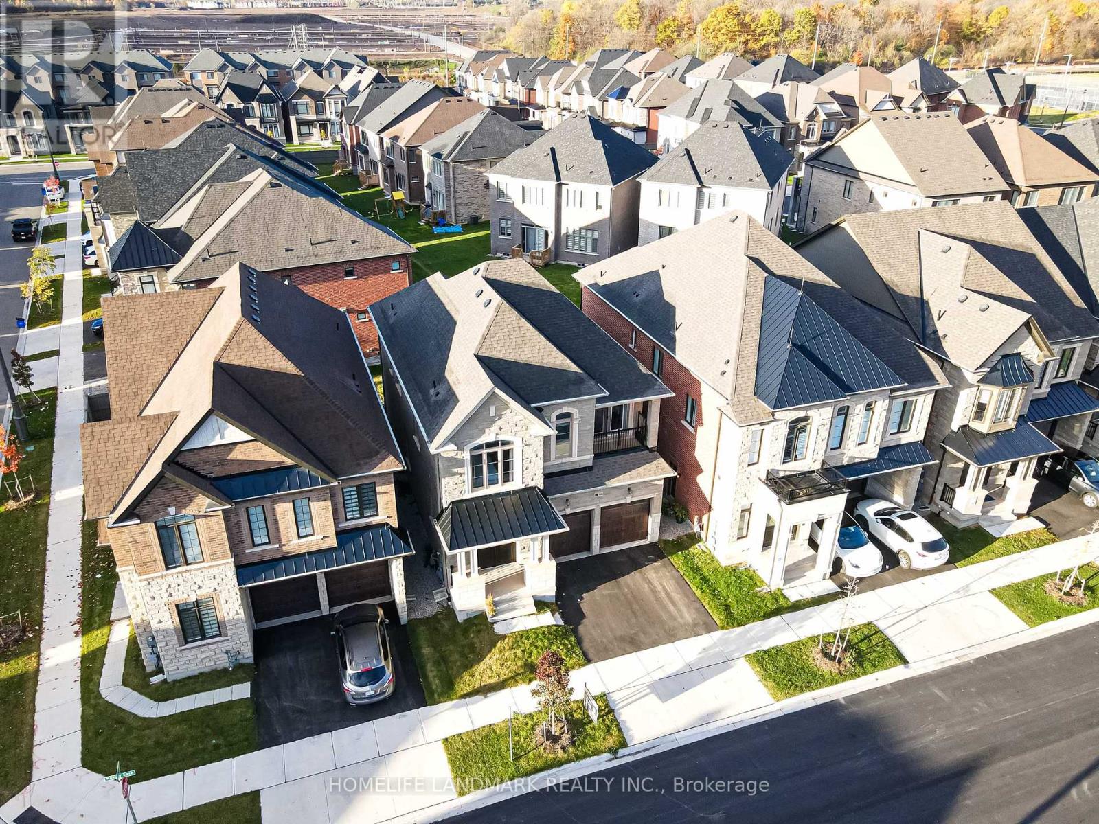 3404 Mosley Gate, Oakville, Ontario  L6H 0Z1 - Photo 46 - W12907806