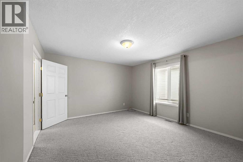 5213a 57 Street, Camrose, Alberta  T4V 2Y5 - Photo 9 - A2276601