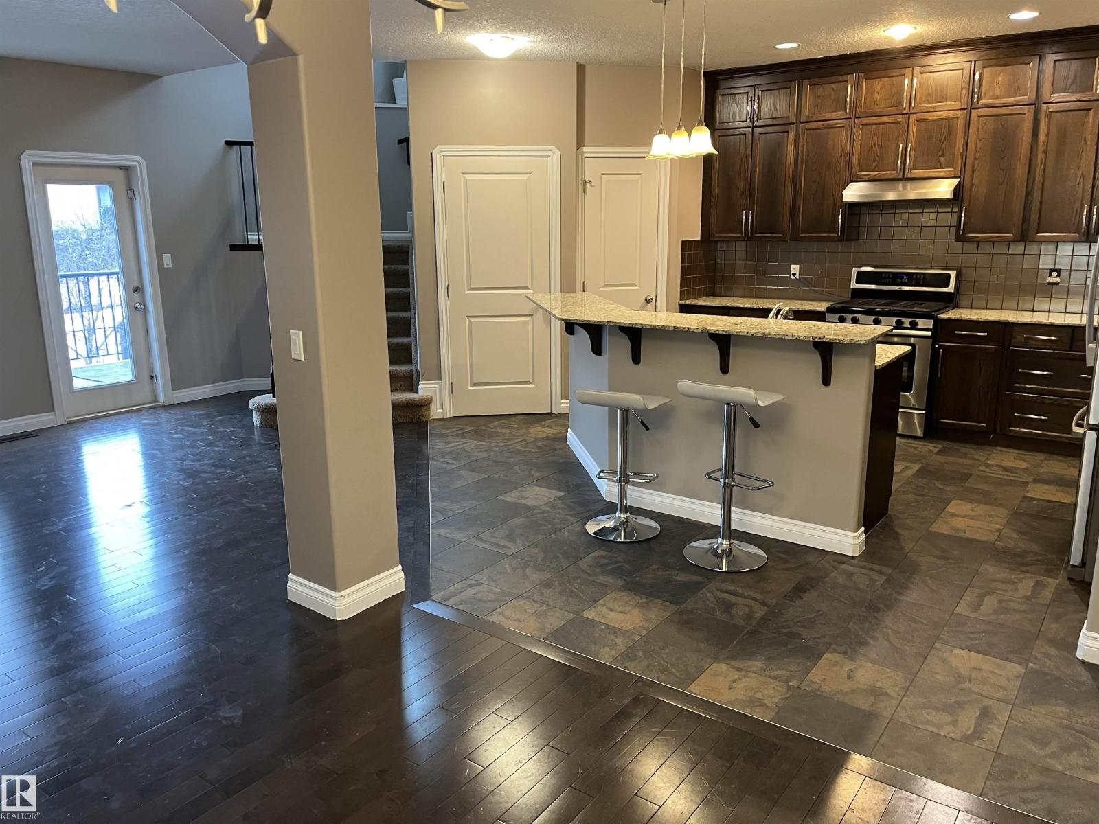 21917 95a Av Nw, Edmonton, Alberta  T5T 3Y6 - Photo 4 - E4478655