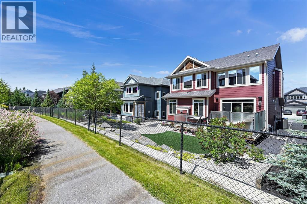 135 Auburn Sound Manor Se, Calgary, Alberta  T3M 0R9 - Photo 2 - A2277055