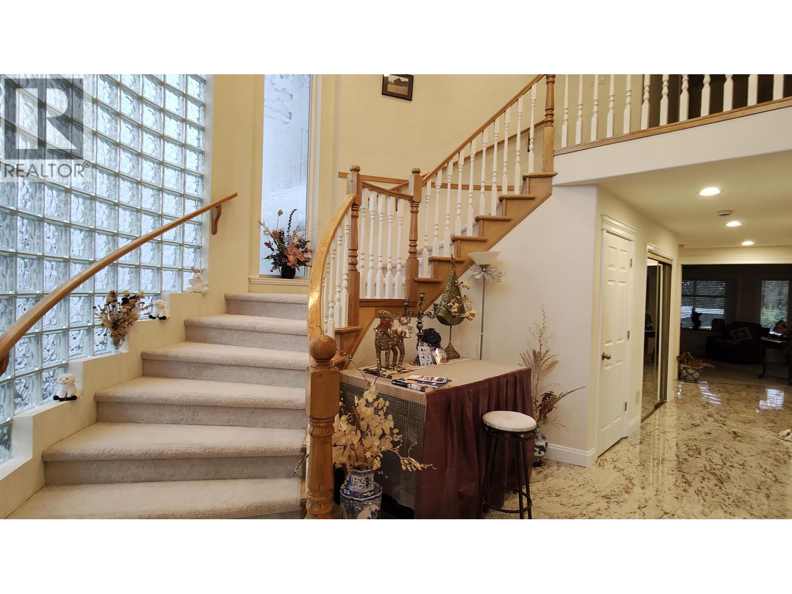 8675 Armstrong Avenue, Burnaby, British Columbia  V3N 2H4 - Photo 14 - R3101302