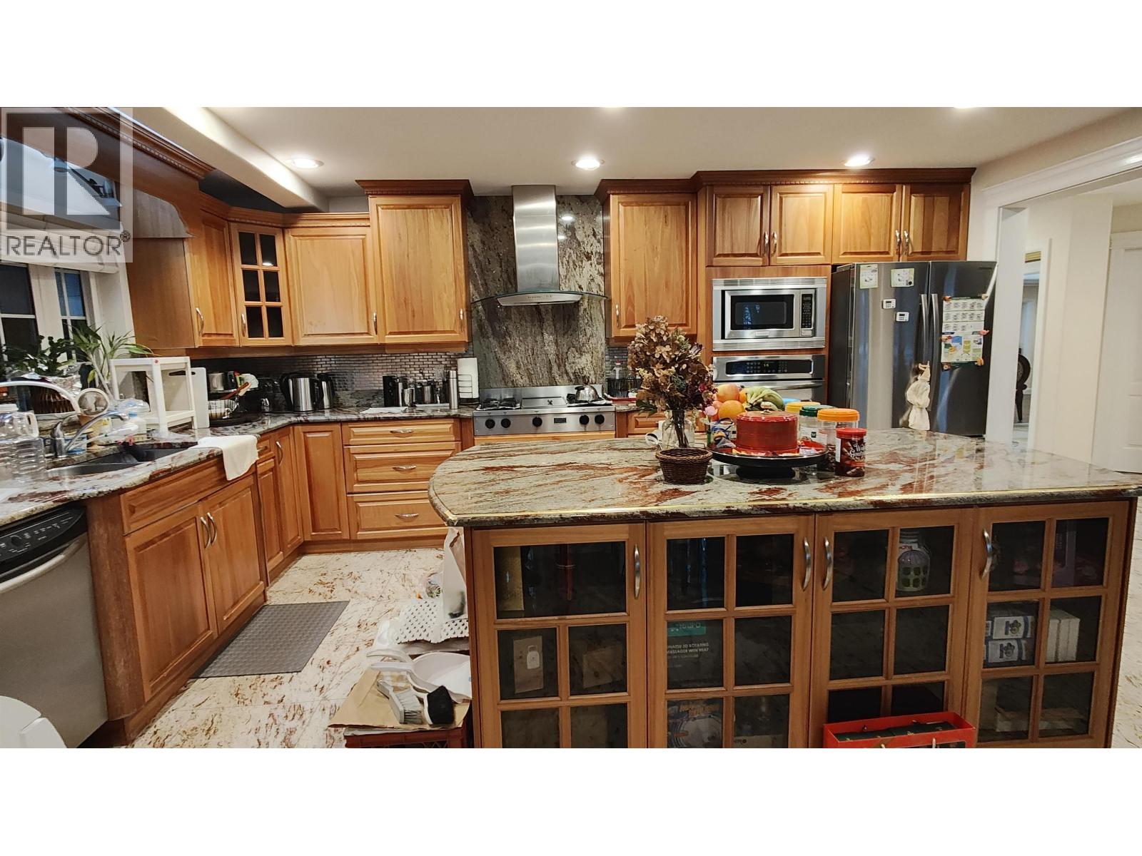 8675 Armstrong Avenue, Burnaby, British Columbia  V3N 2H4 - Photo 7 - R3101302