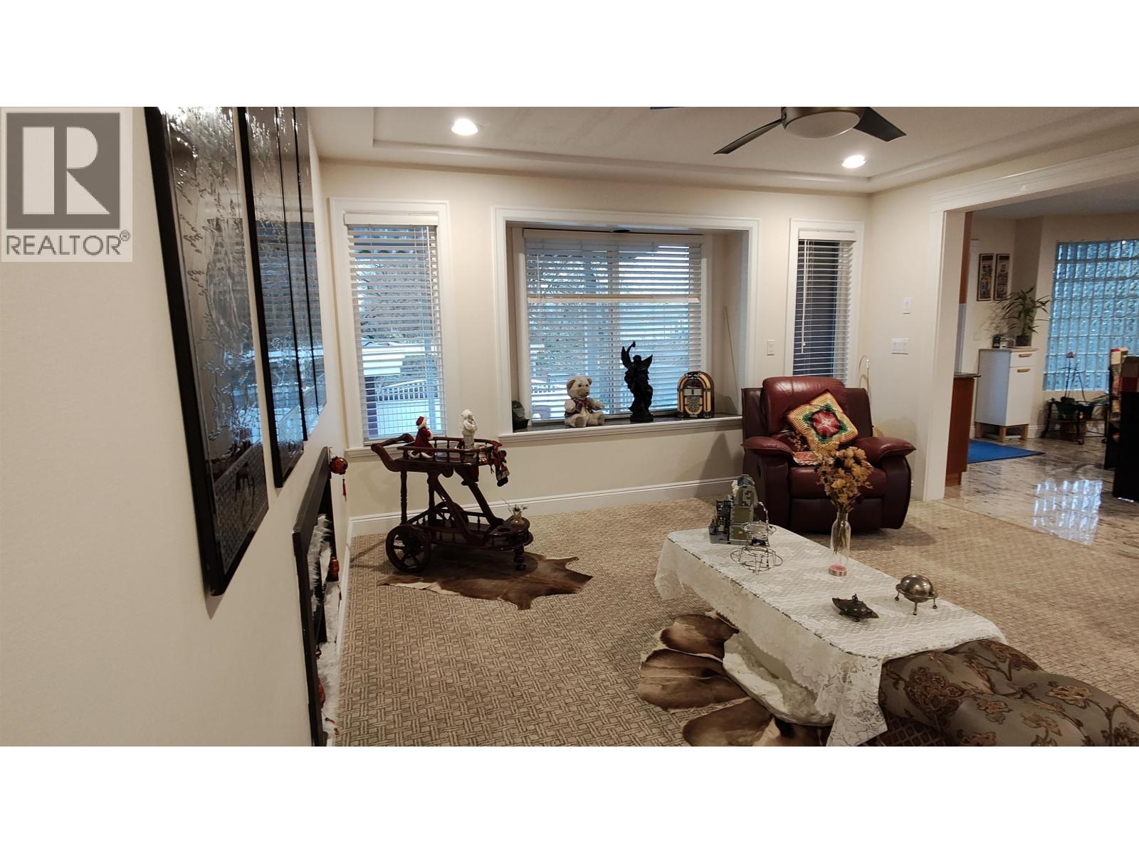 8675 Armstrong Avenue, Burnaby, British Columbia  V3N 2H4 - Photo 13 - R3101302