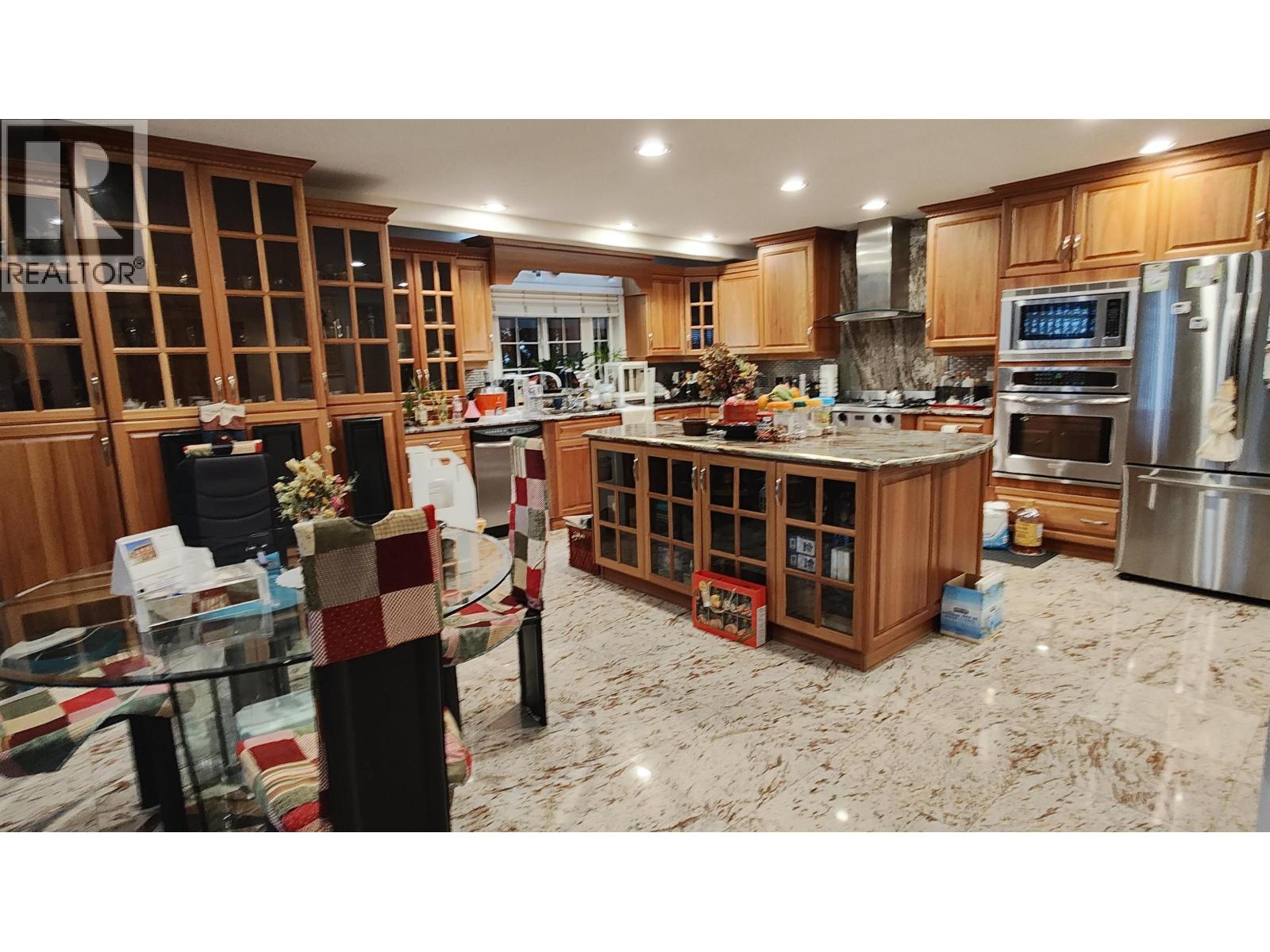 8675 Armstrong Avenue, Burnaby, British Columbia  V3N 2H4 - Photo 8 - R3101302