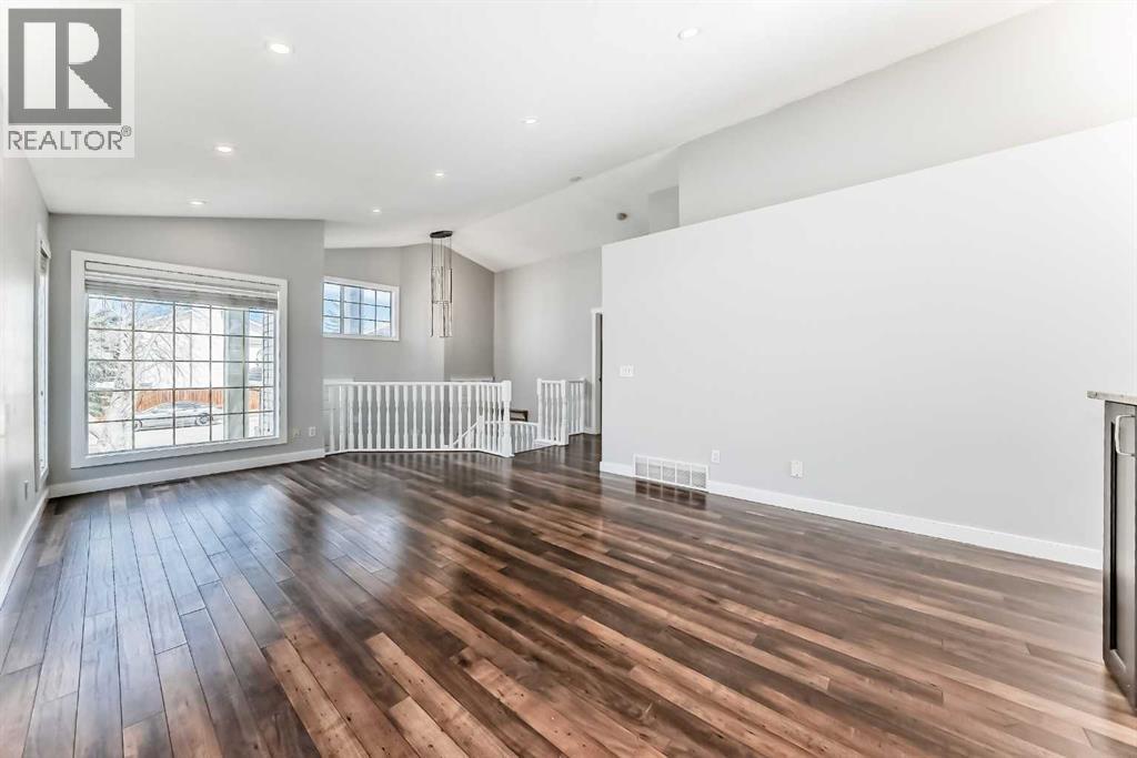 61 Citadel Hills Circle Nw, Calgary, Alberta  T3G 3V5 - Photo 3 - A2294659