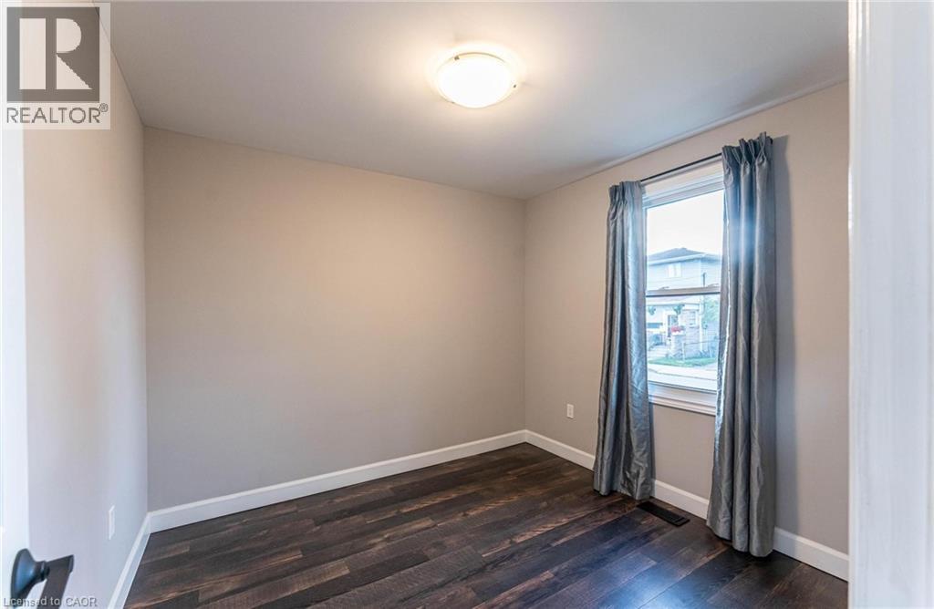 222 Kensington Avenue N, Hamilton, Ontario  L8L 7N7 - Photo 20 - 40802822