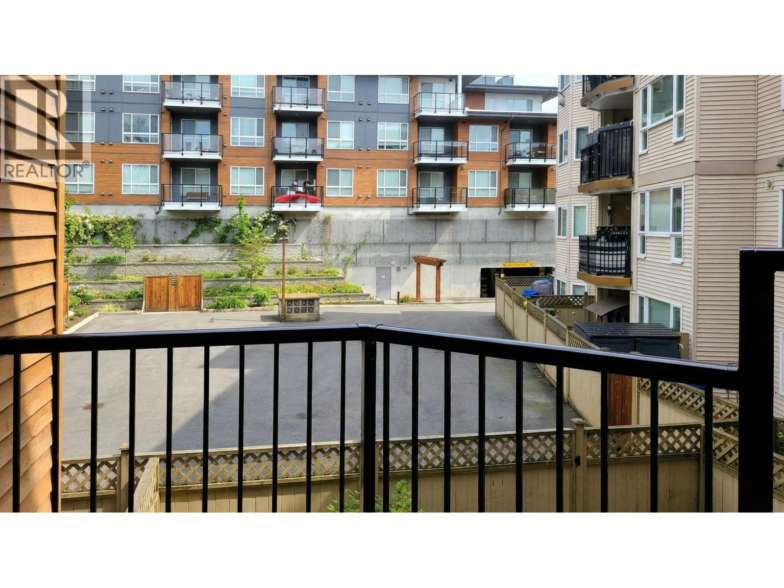 203 11595 Fraser Street, Maple Ridge, British Columbia  V2X 0X7 - Photo 15 - R3101828