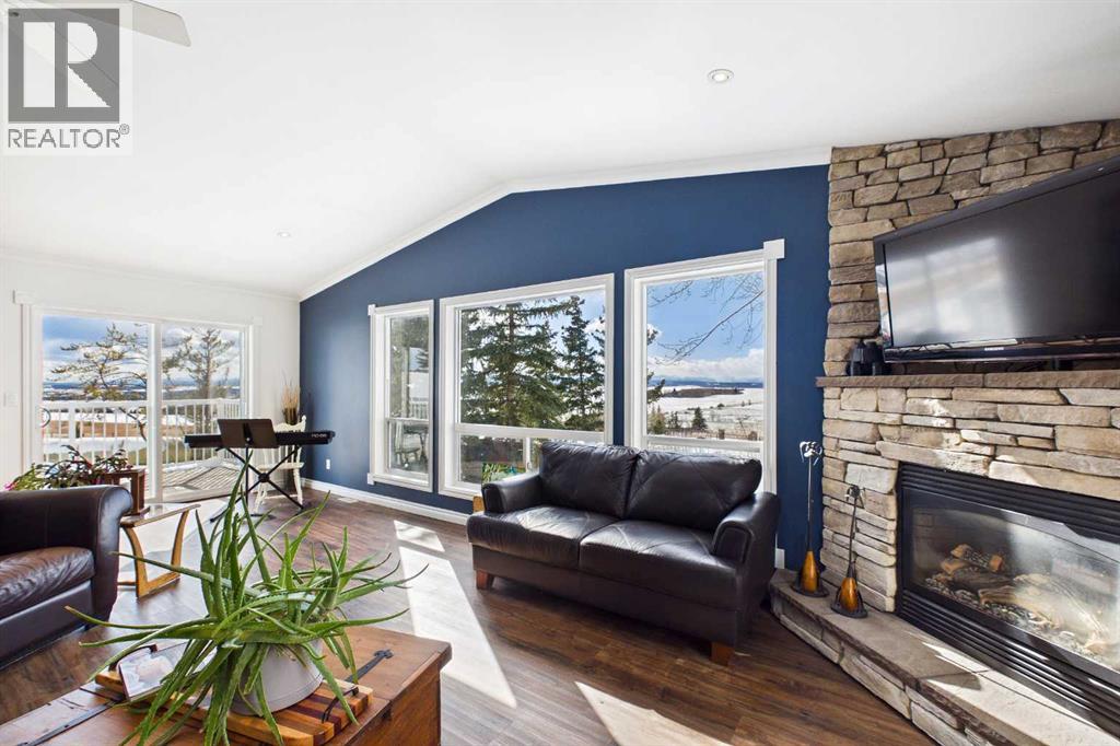 263042 Range Road 43, Rural Rocky View County, Alberta  T4C 2B1 - Photo 7 - A2292562