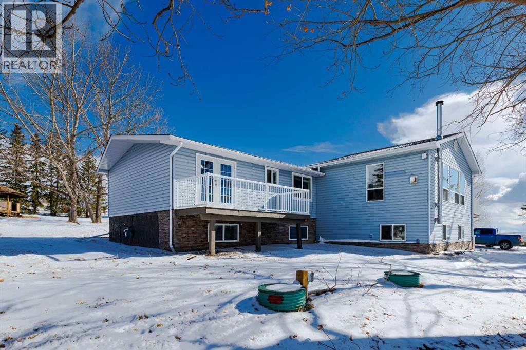 263042 Range Road 43, Rural Rocky View County, Alberta  T4C 2B1 - Photo 3 - A2292562