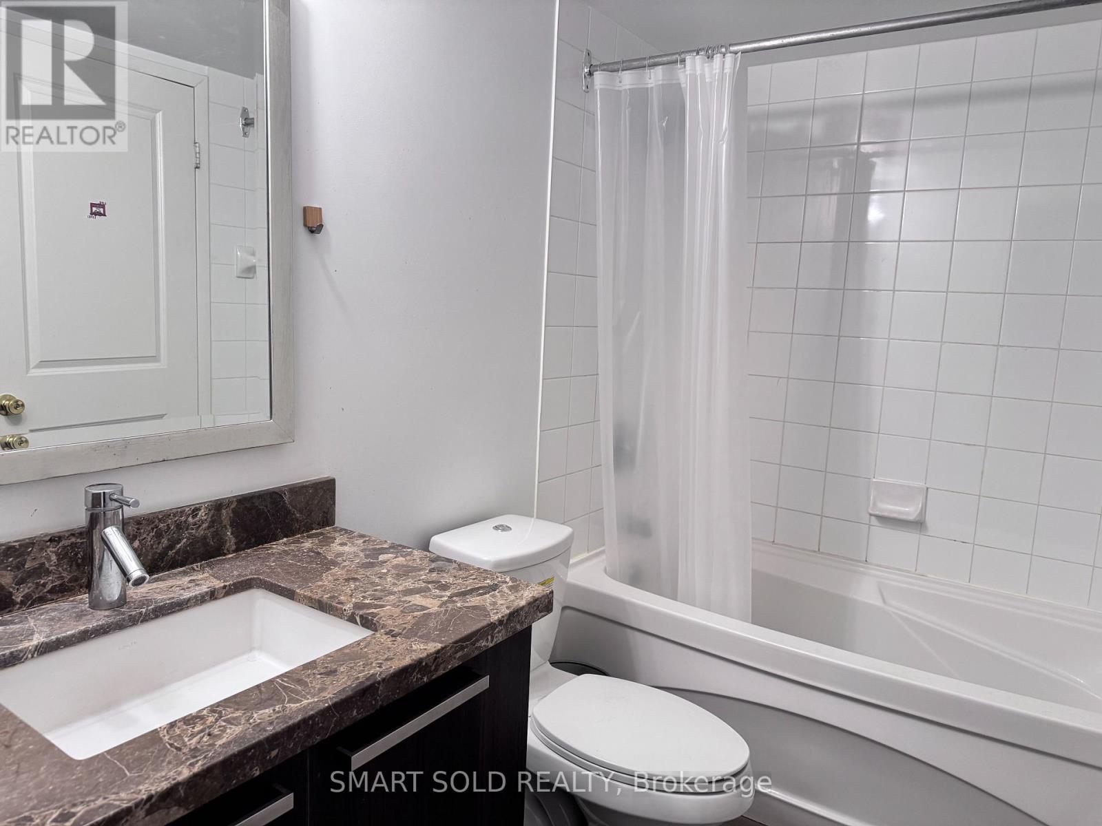 1107 - 11 St Joseph Street, Toronto, Ontario  M4Y 3G4 - Photo 15 - C12745798